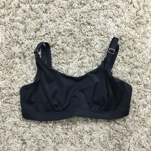 Athleta swim top  Womens size‎ 32D black